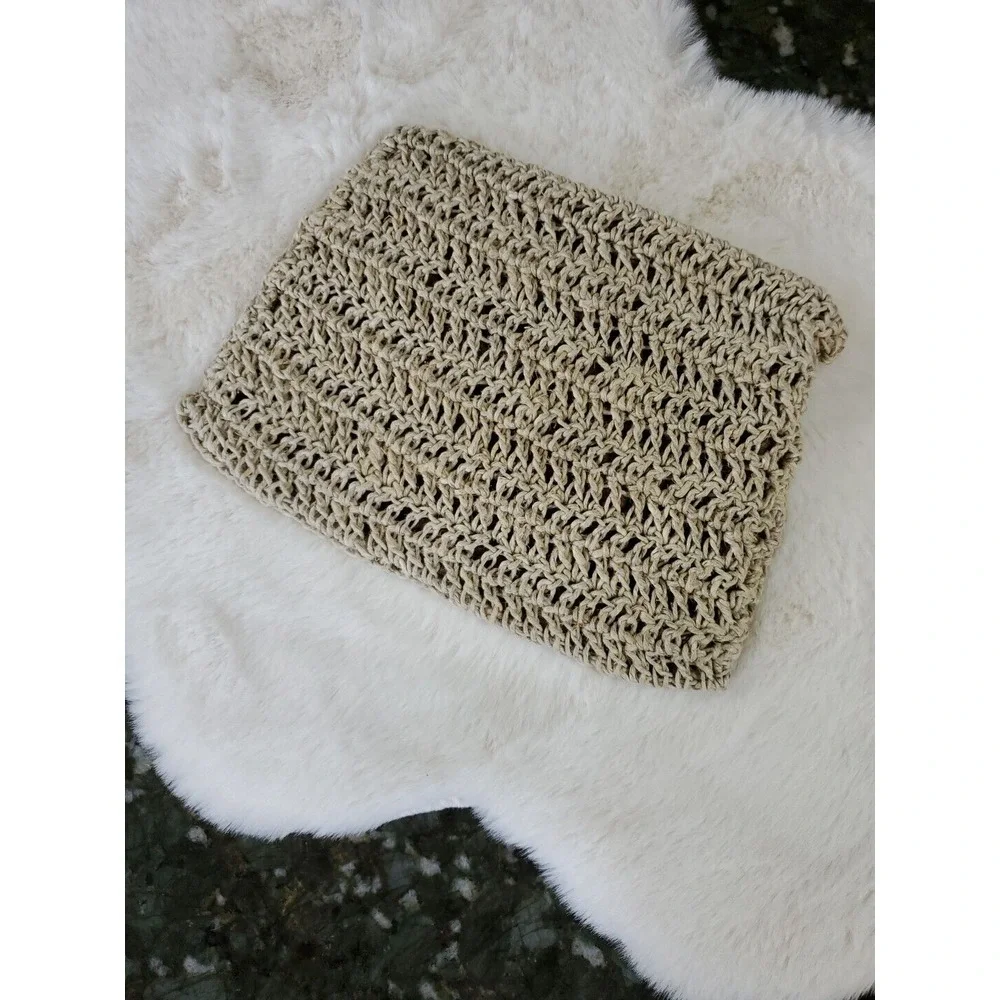 Vintage Rare Crochet Clutch Button‎ Tan Purse 7.5x 10.5
